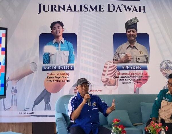 DEMA STIQ KEPRI Gelar Seminar Jurnalistik: Meneguhkan Semangat Dakwah Lewat Pena